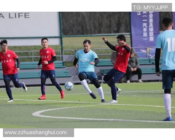 海量免费足球球星高清照片尽情欣赏感受绿茵传奇魅力瞬间 海量免费足球球星高清照片尽情欣赏感受绿茵传奇魅力瞬间